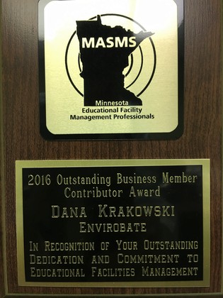 Dana Krakowski, EnviroBate, receives award from MASMS Image